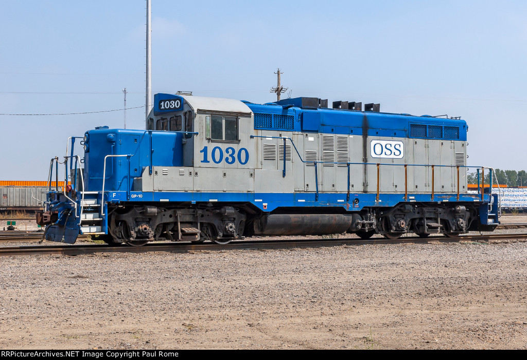 OSS 1030, ex Mid-South MSRC 1030, ex ICG 8287 rebuilt EMD GP10, on the UPRR at Neff Yard